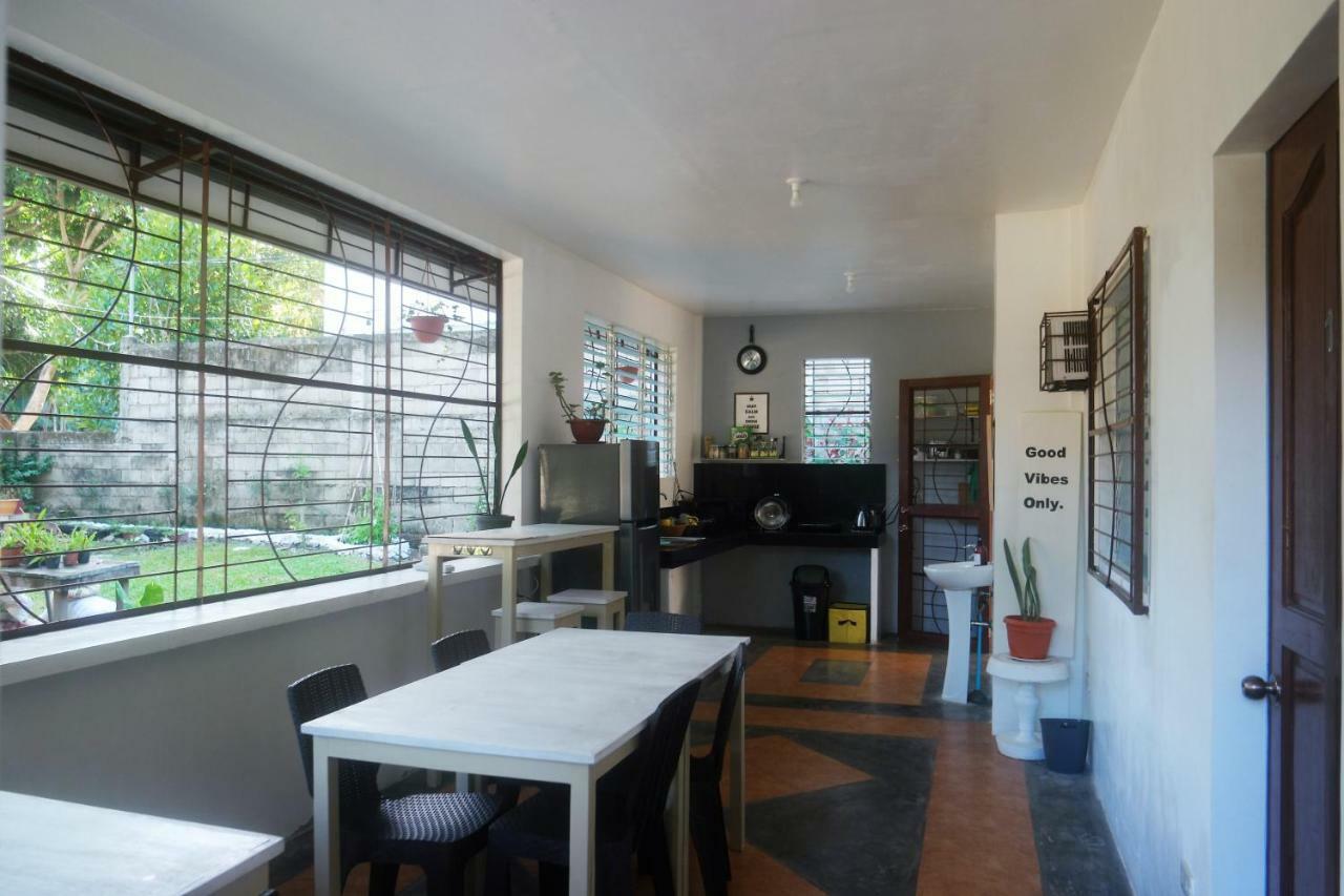 Ese House Hotel Dumaguete City ภายนอก รูปภาพ