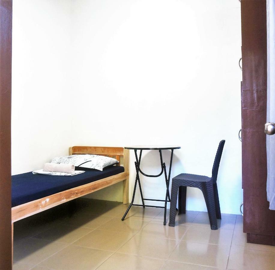 Ese House Hotel Dumaguete City ภายนอก รูปภาพ